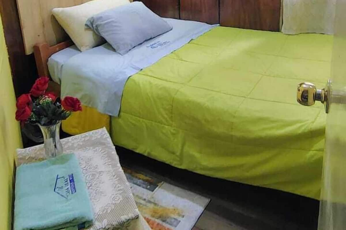 Habitación individual estándar, vistas al complejo turístico | Wifi gratis