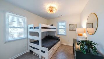 3 bedrooms, free WiFi, bed sheets