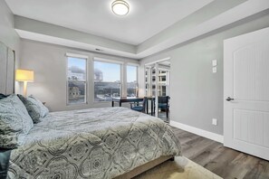 1 bedroom, WiFi - Cle Suites 1BR/1BA | 5 min Walk to Cle Clinic #11 (Cleveland)