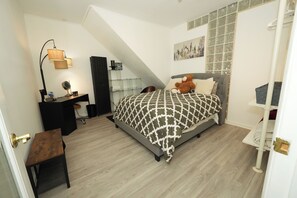 1 bedroom, desk, iron/ironing board, travel cot - City-Chic at Centennial Hill in downtown Atlanta (Atlanta)