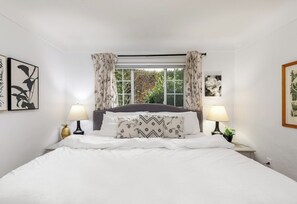 3 bedrooms, iron/ironing board, travel crib, free WiFi