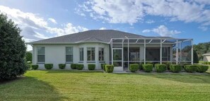 Exterior - Golf course views! 3 bedroom home! 5 mins from World Equestrian Center! Dogs Ok! (Ocala)