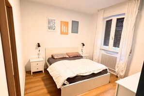 2 bedrooms, WiFi, bed sheets