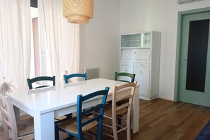 Immagine non classificata, 5 di 18, pulsante