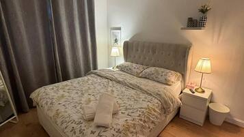 3 bedrooms, iron/ironing board, free WiFi, bed sheets