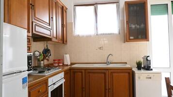 Frigorifero, forno, lavastoviglie