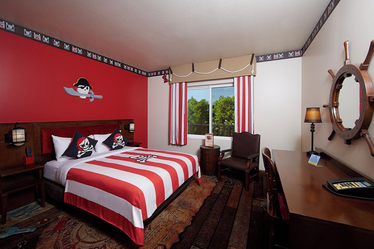 Pirate Themed Room
