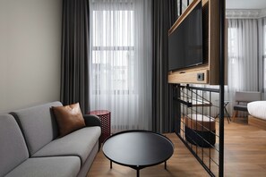 Room, 1 Queen Bed with Sofa bed, City View | City view - Moxy Istanbul Taksim (Istanbul)
