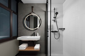 Shower, hydromassage showerhead, eco-friendly toiletries, hair dryer - Moxy Istanbul Taksim (Istanbul)