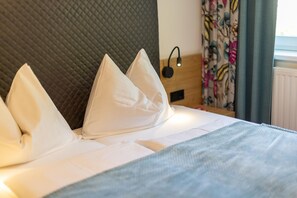 Coffres-forts dans les chambres, Wi-Fi gratuit, draps fournis