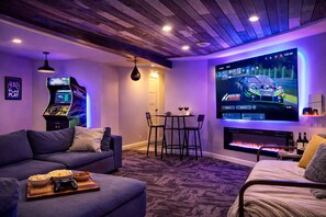 Smart TV, fireplace, video games, offices