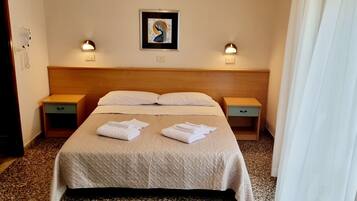 Coffres-forts dans les chambres, bureau