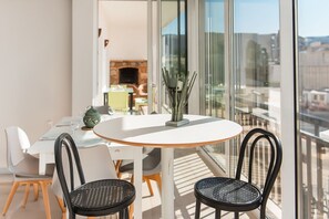 Dining - WELCS APARTAMENTO 232 EMP con vista al mar (Rosas / Roses)