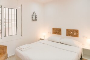 3 bedrooms, free WiFi, bed sheets