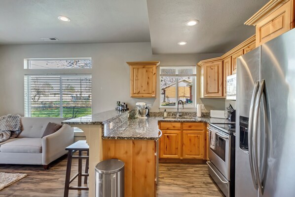 Private kitchen - Hill Field Stays by Cloud Dream Homes (Layton)