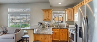 Hill Field Stays by Cloud Dream Homes