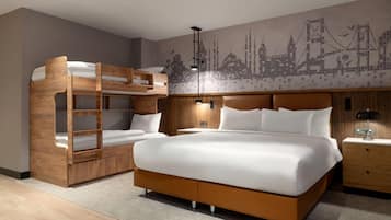 Premium bedding, Tempur-Pedic beds, minibar, in-room safe