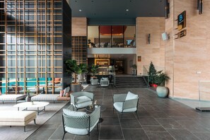 Lobby sitting area - Wyndham Garden Suites Genting Highlands (Genting Highlands)