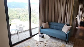 Zimmer, Mehrere Betten, Nichtraucher | Wohnbereich