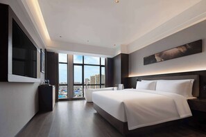 Luxury Suite, 1 King Bed, Non Smoking - Days Hotel By Wyndham Zhuzhou Shifeng (Zhuzhou)