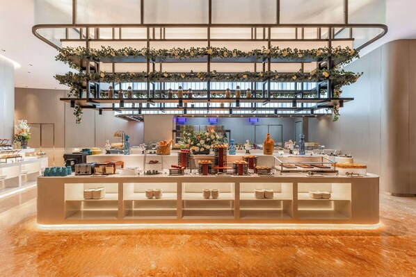 Dining - Ramada Plaza By Wyndham Wuhan Dongxi Lake (Wuhan)