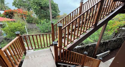 Cozy, spacious and quiet 3 bedroom apartment in preferred location on Beach path