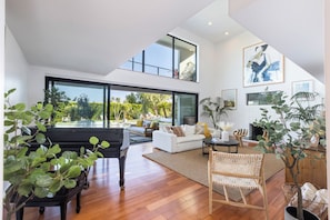 Family House | Living area | Smart TV, fireplace