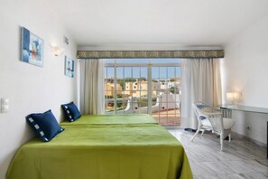 4 bedrooms, free WiFi, bed sheets