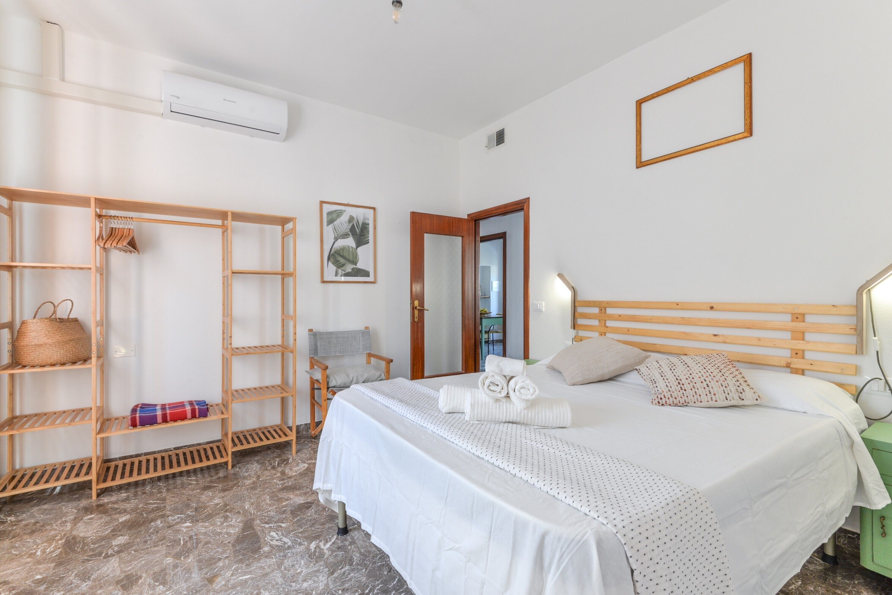 2 bedrooms, free WiFi