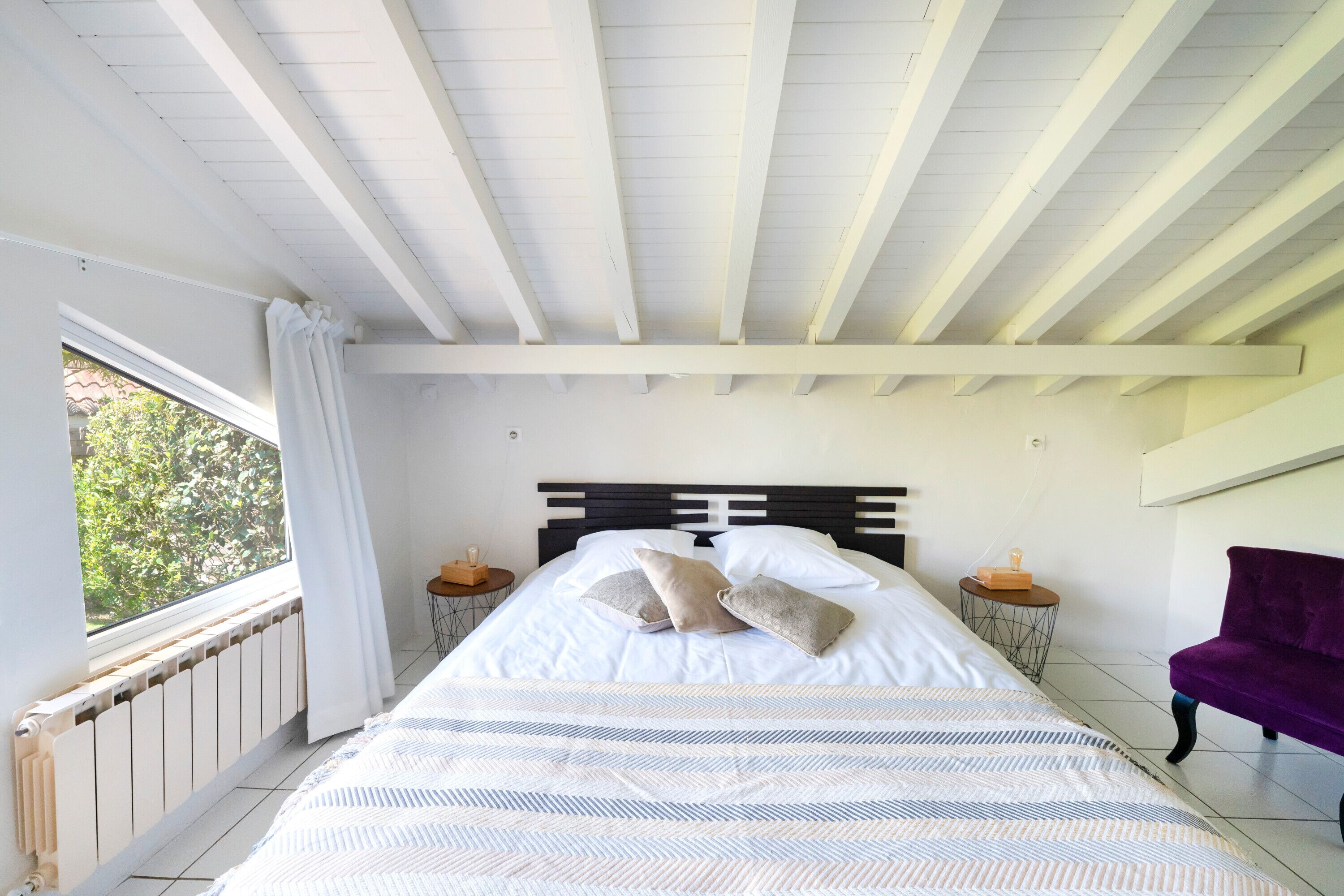 4 dormitorios, tabla de planchar con plancha, wifi gratis y ropa de cama