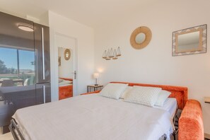 1 Schlafzimmer, Bügeleisen/Bügelbrett, kostenloses WLAN, Bettwäsche