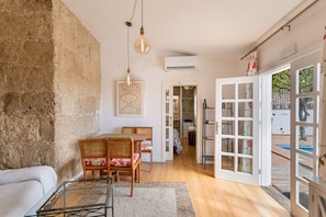 Dining - Vacation 'Pool House' with Mountain View, Wi-Fi and Air Conditioning (Vega de San Mateo)