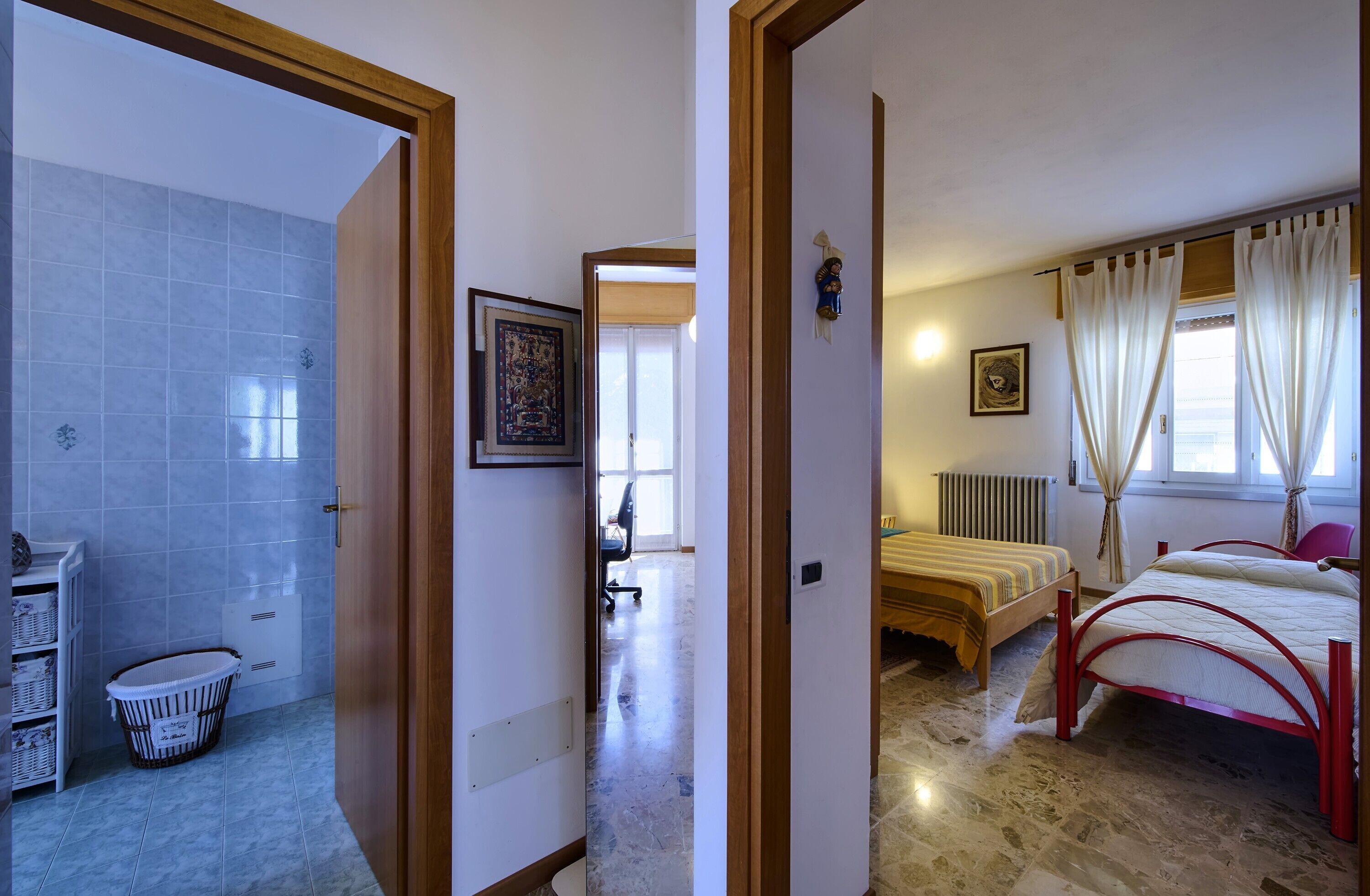 2 quartos, Wi-Fi de cortesia, roupa de cama