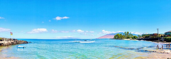 Liegestühle, Strandtücher