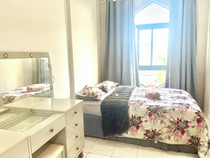 1 chambre, fer et planche à repasser, Wi-Fi, draps fournis
