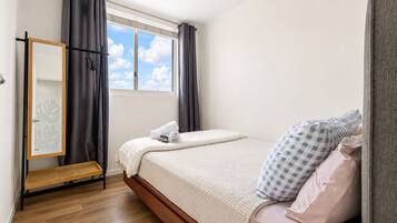 3 bedrooms, iron/ironing board, travel cot, free WiFi