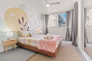 3 bedrooms, iron/ironing board, travel cot, free WiFi