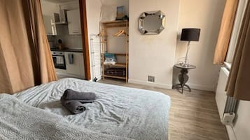 3 camere, culla da viaggio, Wi-Fi, lenzuola