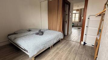 3 chambres, lit parapluie, Wi-Fi, draps fournis