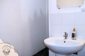 Shower - Le Meublé Nomade 9, Bollaert, Fac, 2pers, parking (Lens)