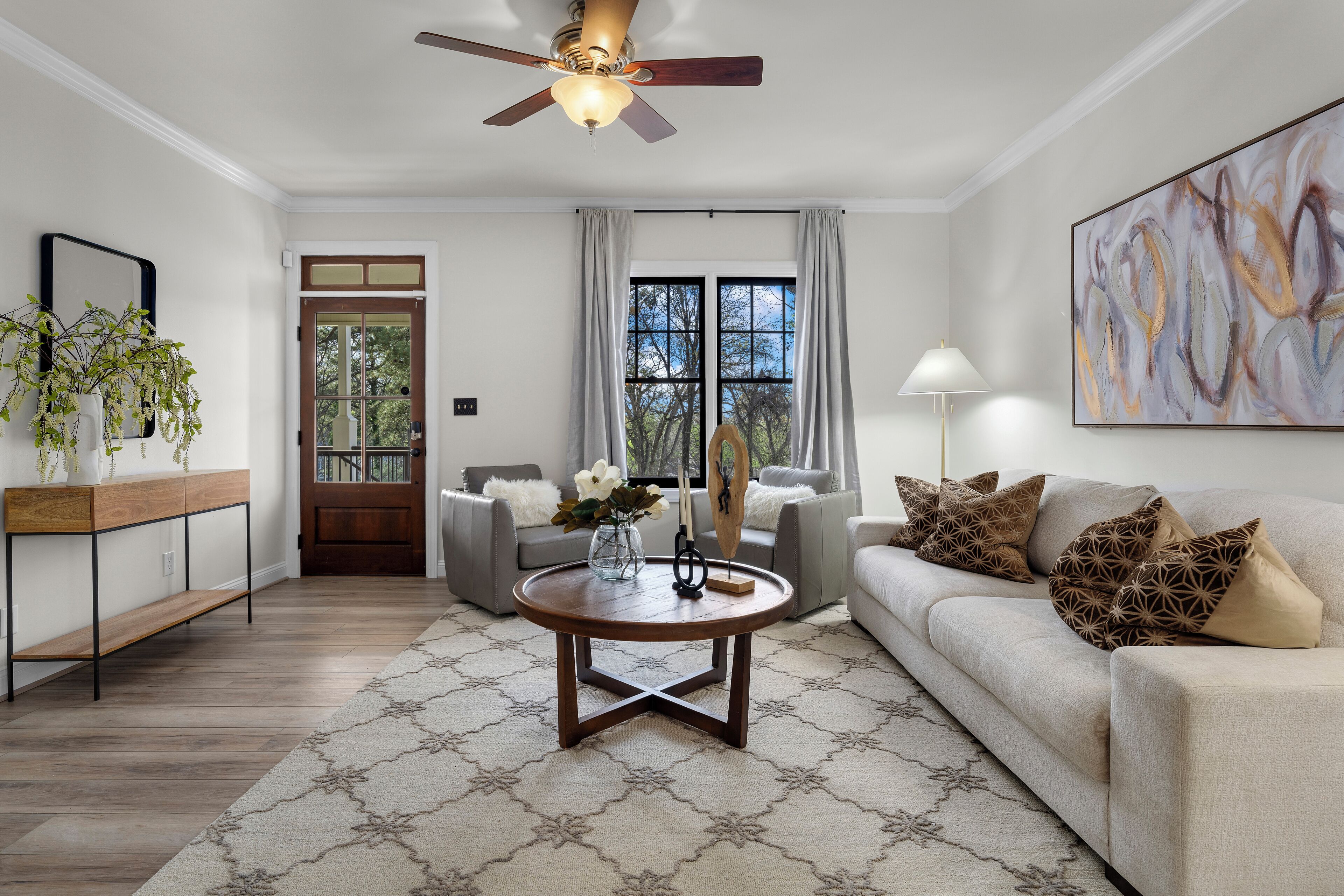 Smart TV, livros, monitores de computador