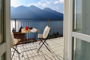 Outdoor dining - Nesso Mosaic - MyHomeinComo (Nesso)