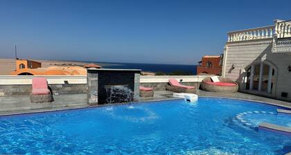 2-bedroom apartment in delightful Nabaq Sharm el Sheik with WiFi, AC