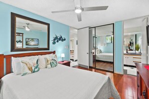 2 bedrooms, free WiFi, bed sheets - Stylish 2bd condo steps from Kamaole III Beach (Kihei)