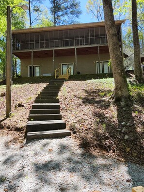 Exterior - New to the market, Quiet Cove, Pet Friendly
Whistling Dixie Lake Retreat 3bd/3ba (Wedowee)