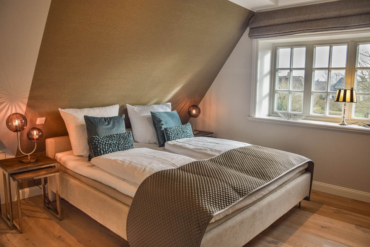 3 Schlafzimmer, Zimmersafe, Schreibtisch, Bügeleisen/Bügelbrett