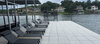 Brand New Lavish 6 bedroom Lake House with Pool and Dock in Luxurious Porta Cima