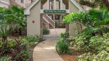 Enceinte de lâhĂ©bergement