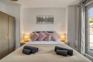 1 chambre, fer et planche à repasser, lit parapluie, Wi-Fi gratuit