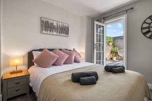 1 Schlafzimmer, Bügeleisen/Bügelbrett, Reisekinderbett, kostenloses WLAN